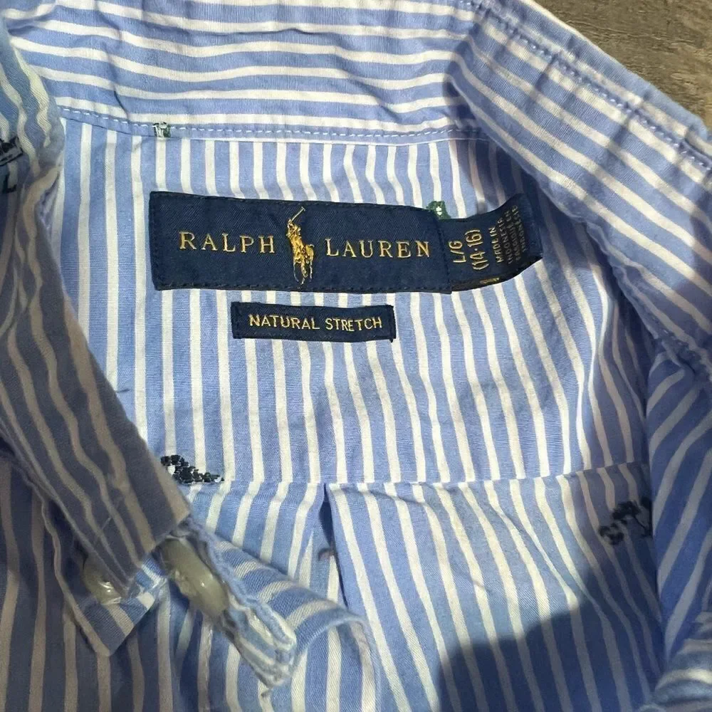 Ralph Lauren Natural stretch Boys striped sneaker Button down.  Size L.